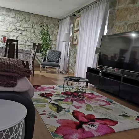 Isabel Do Couto - Casa De Charme Castro Daire