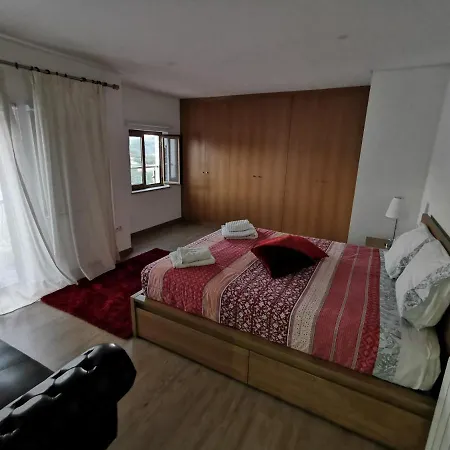 Isabel Do Couto - Casa De Charme Castro Daire