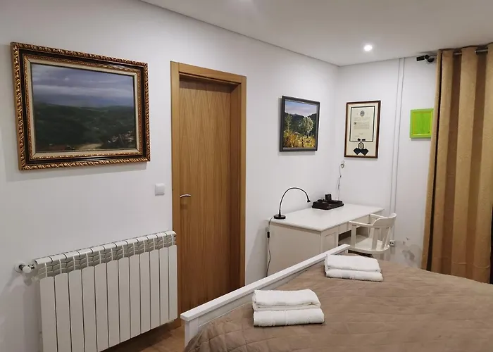 Isabel Do Couto - Casa De Charme Гостевой дом Каштру-Дайри