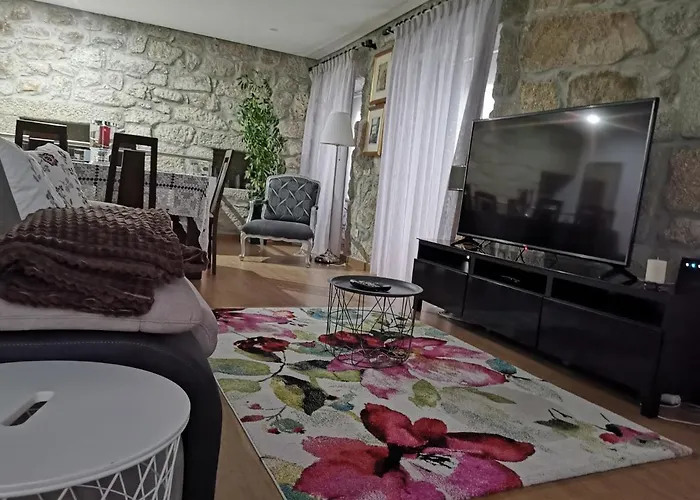 Isabel Do Couto - Casa De Charme Castro Daire